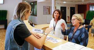 Vous nous rencontrez pour lancer le projet Vous nous rencontrez pour lancer le projet